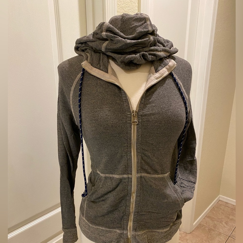 SZ 1 Sunday Grey Heart stitched zip up hoodie